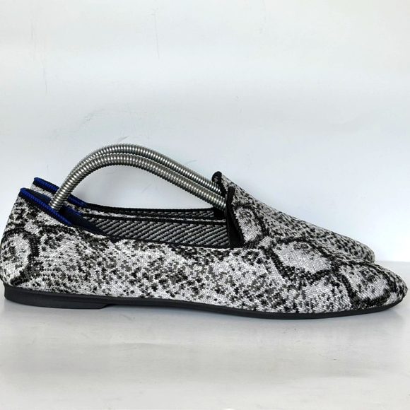 NIB Rothy’s Almond Loafer, Python print, size 10.5 - Picture 1 of 9